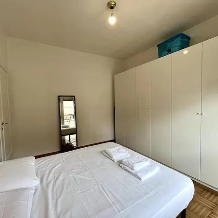 Elegante E Centrale Trilocale A Trastevere *